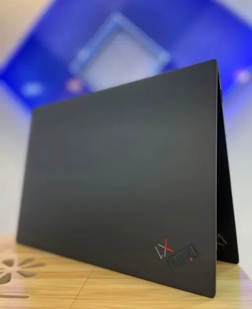 Lenovo ThinkPad X1 Carbon Gen 10 i7 12eme Generation Ram 16 Gb Stockage 512 Gb