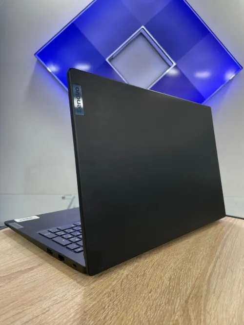 Lenovo ideaPad V15 G4 Ryzen 5 Serie 7000 Ram 16 Gb Stockage 512 Gb