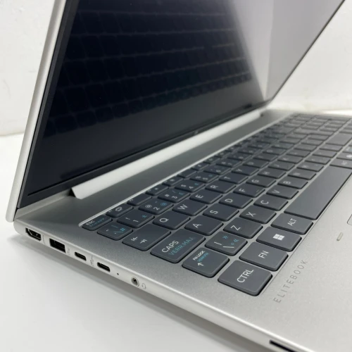 HP EliteBook 665 G11  Ryzen 7 Pro Series 7000 Ram 16 Gb Stockage 512 Gb Neuf