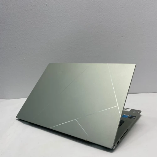 Asus ZenBook 14 Oled i5 12eme Generation Ram 16 Gb Stockage 512 Gb