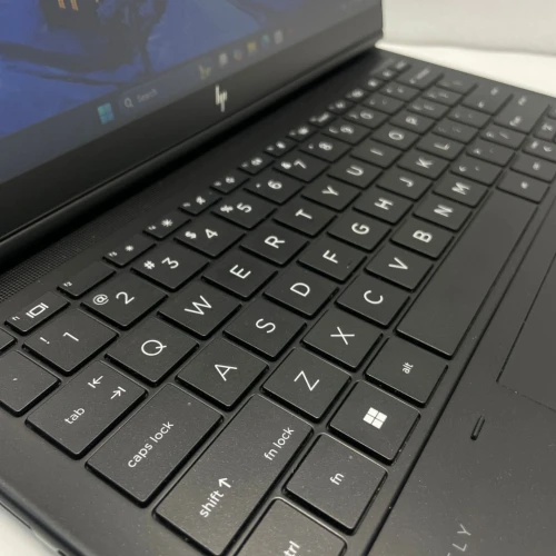 Hp dragonfly Folio Tactile i7 12eme Génération RAM 16GB Stokage 1tb ssd