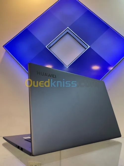 Huawei Matebook 15 i5 11éme Génération Ram 8Gb Stockage 512Gb