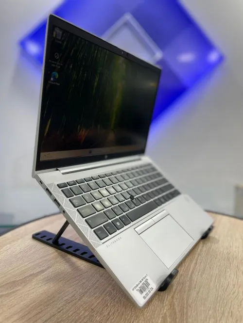 HP Elitebook 845 G8 Ryzen 5 Serie 5000 Ram 16 Gb Stockage 256 Gb