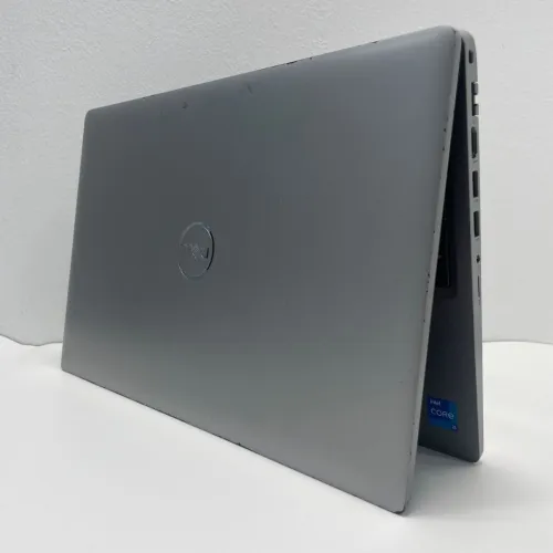  DELL LATITUDE 5530 i5 11eme Generation Ram 8 gb stockage 256 gb