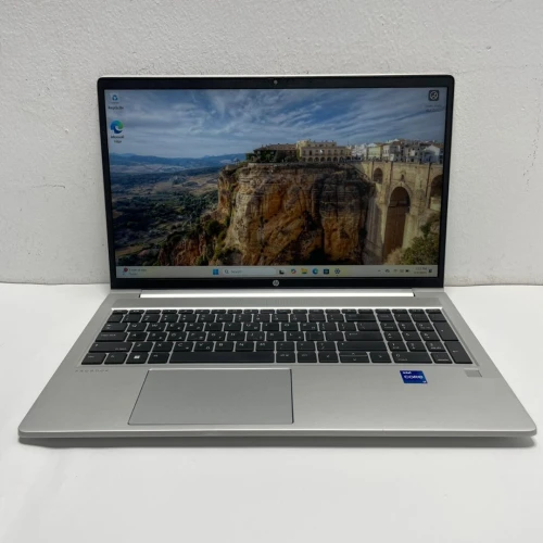 HP ProBook 450 G8 i7 11ème Génération Ram 16 Gb Stockage 256 Gb