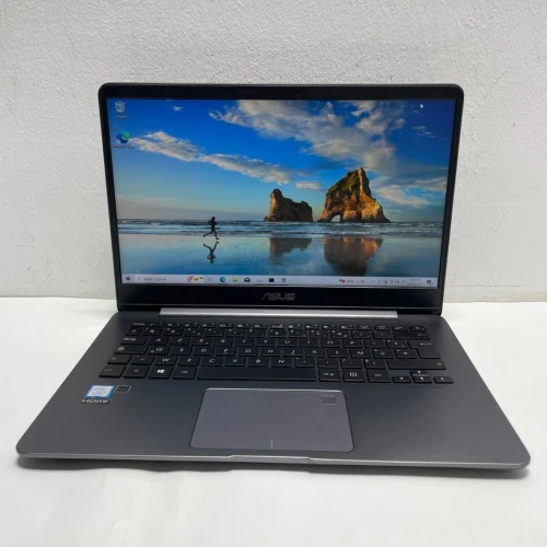  Asus ZenBook 14 i7 8eme Generation Ram 8 Gb Stockage 256 Gb