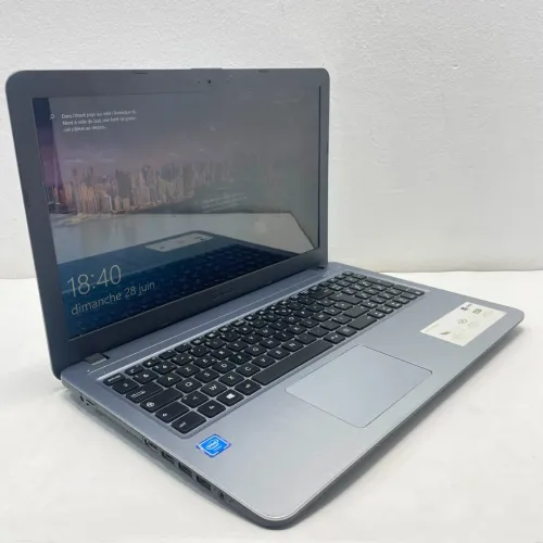 ASUS Vivobook Celeron N4000 4Gb Stockage 256Gb SSD