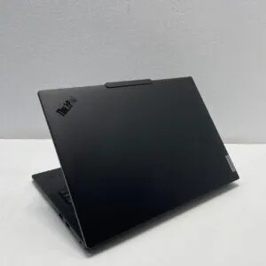 LENOVO P14S GEN 5 Rayzen 7 PRO Serie 8000 HS RAM 64Gb Stokage 1Tb