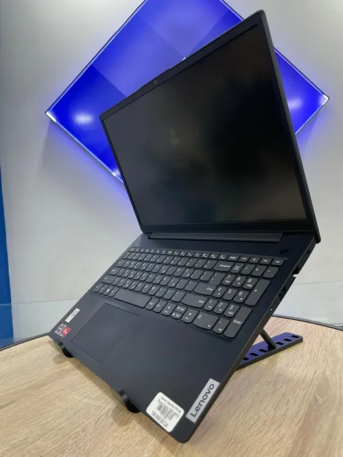 Lenovo ideaPad V15 G4 Ryzen 5 Serie 7000 Ram 16 Gb Stockage 512 Gb