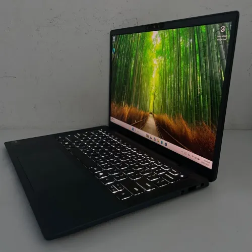 DELL LATITUDE 7350 13 inch Ultra 7 14éme Generation Ram 32 Gb Stockage 512 Gb