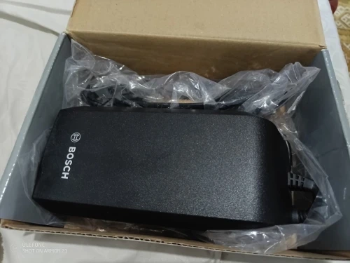 Chargeur bosh original jamais utilisé 