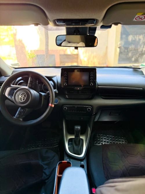 Toyota Yaris 2021 Lounge CVT