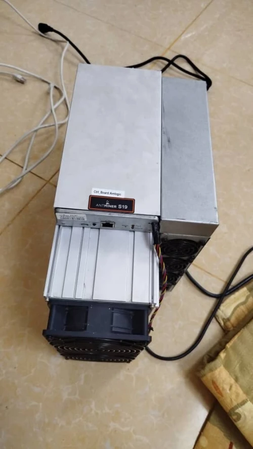 Antminer s19