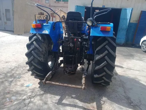 Sonalika 4X2 sans Turbo DI 75 RX 2015