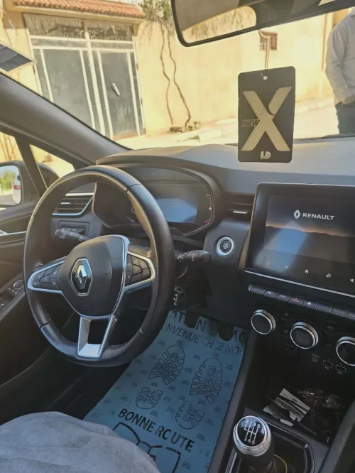 Renault Clio 5 2022 Busanis plus