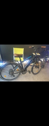 2 vélos électriques + un vtt