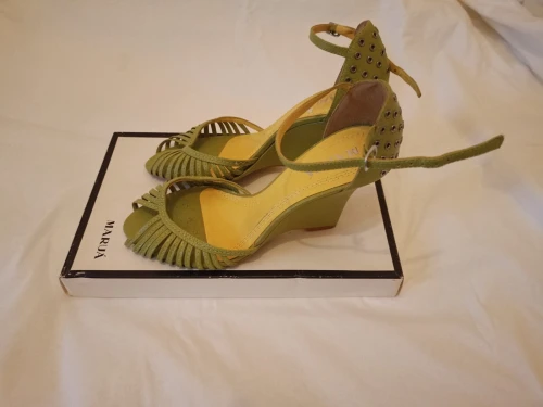 Chaussures escarpins MARUÁ Original