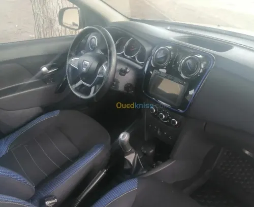 Dacia Sandero 2023 Stepway Expression plus
