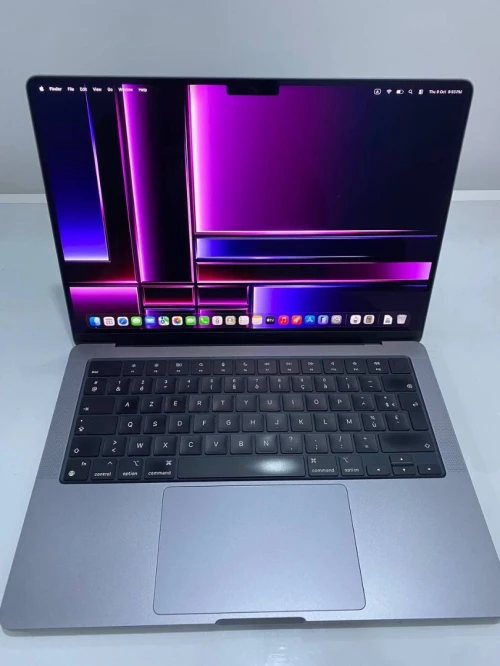 Macbook pro m3 16gb/512gb 