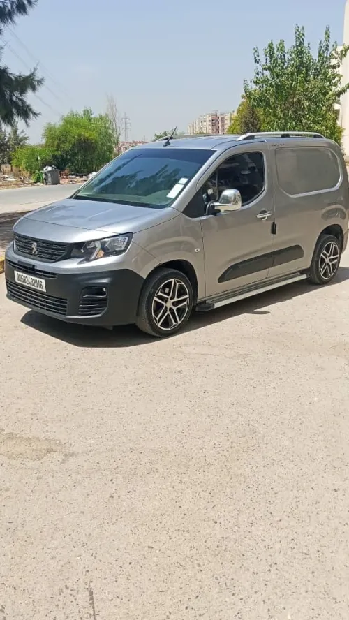 Peugeot Partner 2020 k9