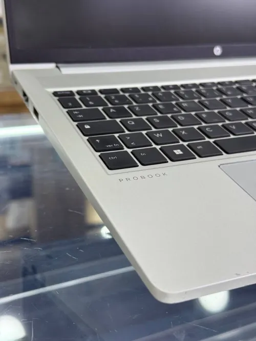 HP ProBook 450 G9 i5-1235U 8Go DDR4 256GB SSD 15.6" FHD Lecteur Empreinte