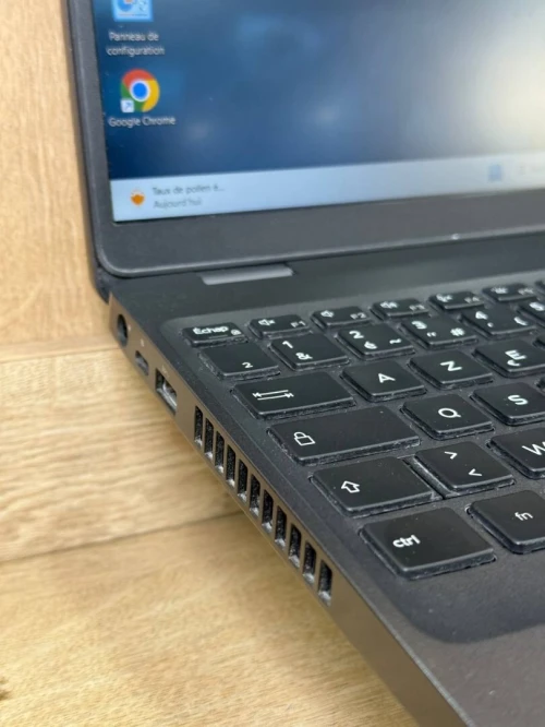 Dell Latitude 5500 i5 16GB 256GB SSD 15.6 FHD