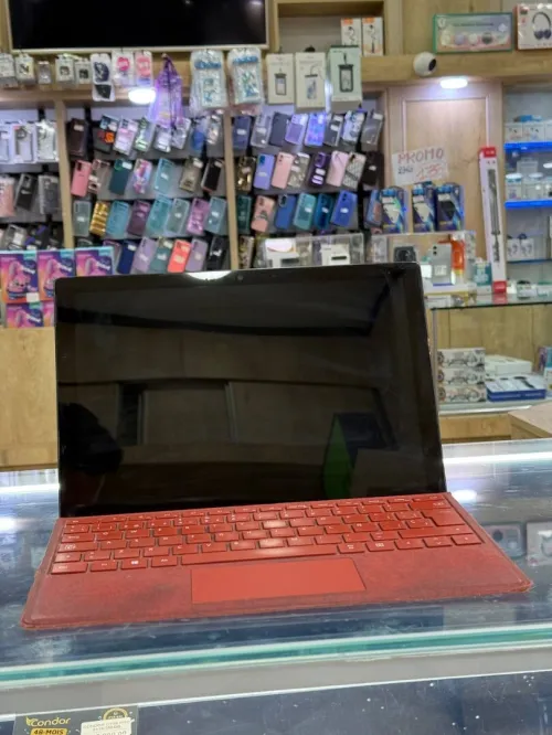 Microsoft Surface Pro 7 i5-1035G4 8Go DDR4 256GB SSD 12.3" 2K Tactile