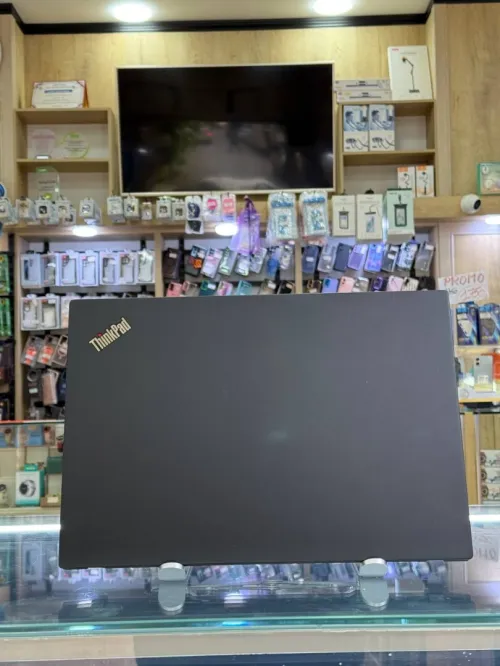 Lenovo ThinkPad T14s i7-10610U 16Go DDR4 256GB SSD 14" FHD Tactile