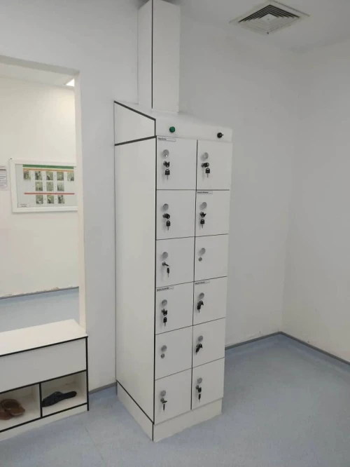 Casier vestiaire en HPL