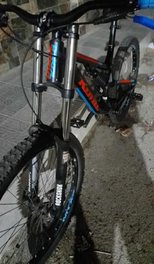 velo KONA DH