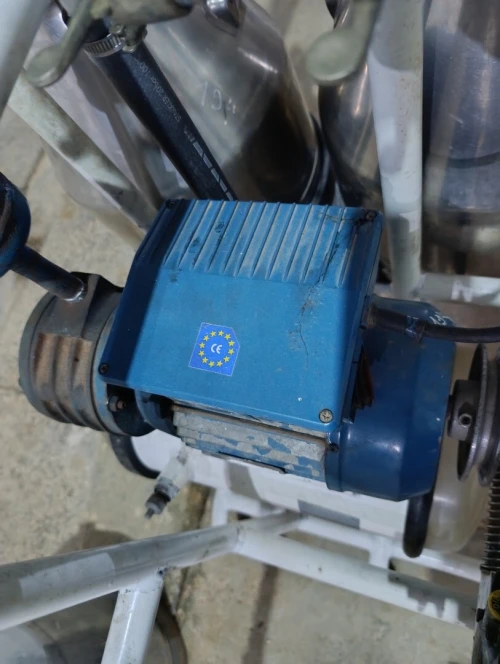 Machine vache laitière