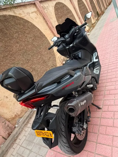 Yamaha Tmax 2022