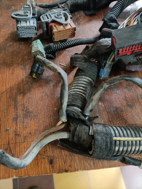 FAISCEAU MOTEUR  Renault  Peugeot 