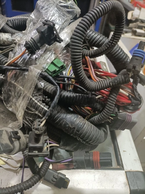 FAISCEAU MOTEUR  Renault  Peugeot 