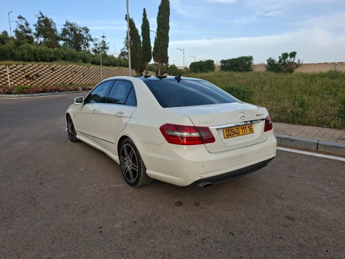 Mercedes Classe E 2011 AVANTGARDE Pack AMG