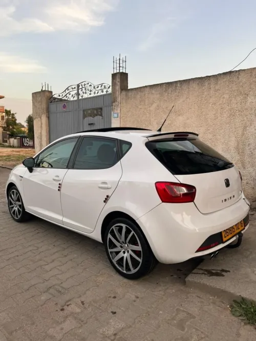 Seat Ibiza 2012 Fully +Toit ouvrant