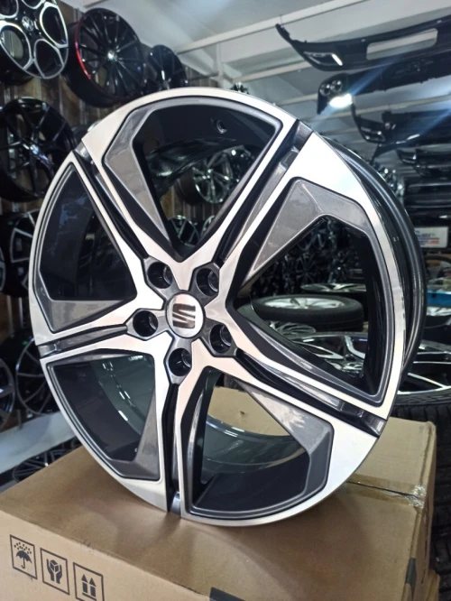 Jantes en alliage Seat Leon FR R18