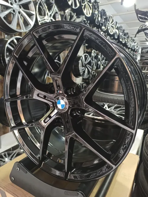 J'entends alliage BMW R18