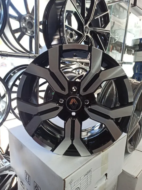 Jantes en alliage Renault par 14 et 15 et 16 et 17