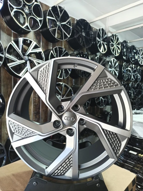 Jantes en alliage Audi A3 R18