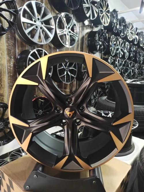 Jantes en alliage seat Cupra R 18et R19 