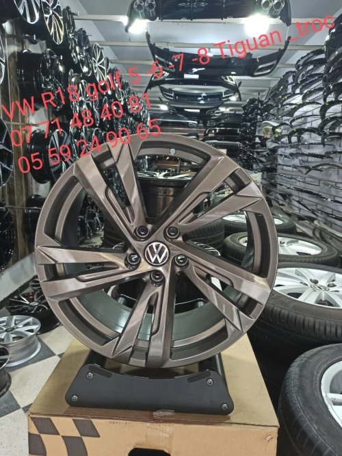 Jantes en alliage Volkswagen Tiguan et t-roc et golf 8 R18