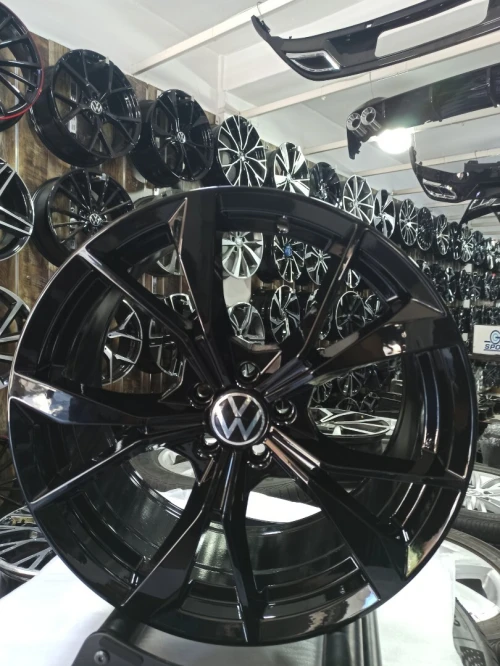 J'ente en alliage Volkswagen taigo et ticross et polo par 18 