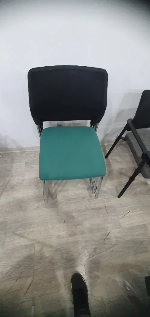 Mobilier de bureau et siegeries