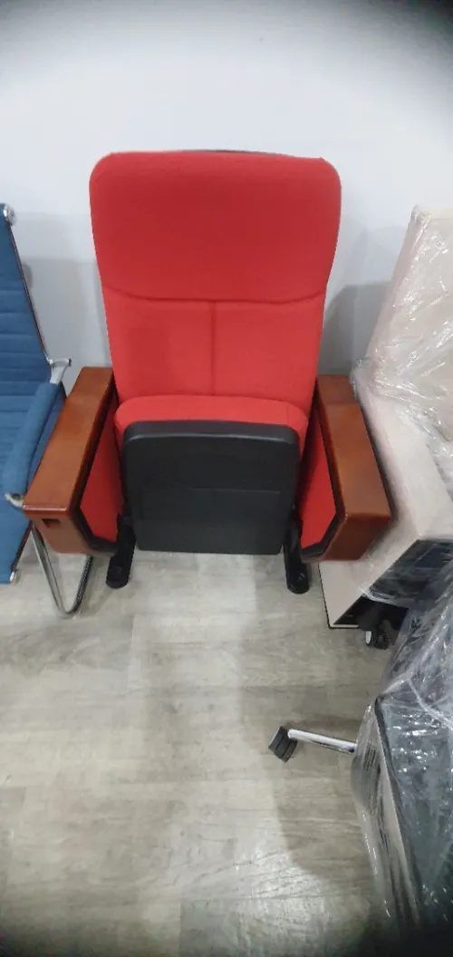 Mobilier de bureau et siegeries