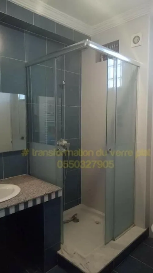 Douche a l'italienne sûr mesure 