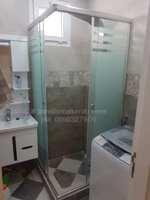 Douche a l'italienne sûr mesure 
