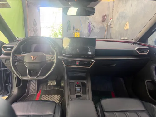 Seat Leon 2024 Vz beats