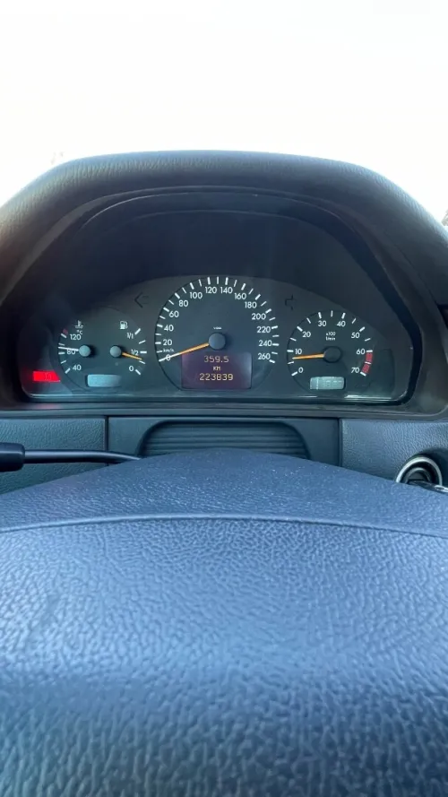 Mercedes W210 1997 E280