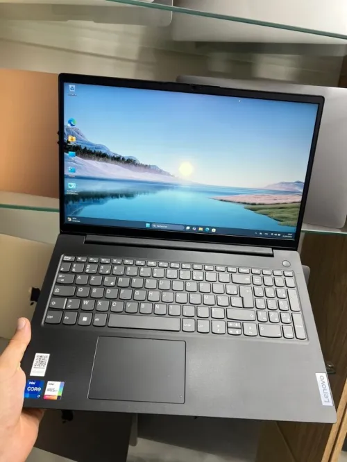 LENOVO V15 G4 i7 1355U  16GB/512gb